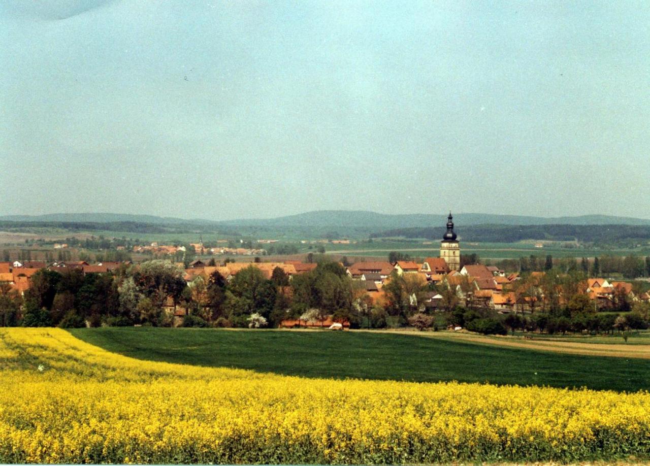 Landgasthof "Zur Linde" Irmelshausen Exteriér fotografie